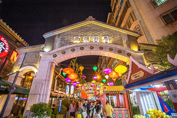 在文旅亮化發(fā)展過程中，如何形成自己的專屬IP？