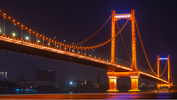 針對不同類型的橋梁要進(jìn)行單獨的燈光設(shè)計